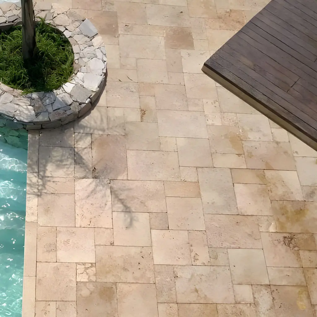 Marmol Travertino Rustico aplicado